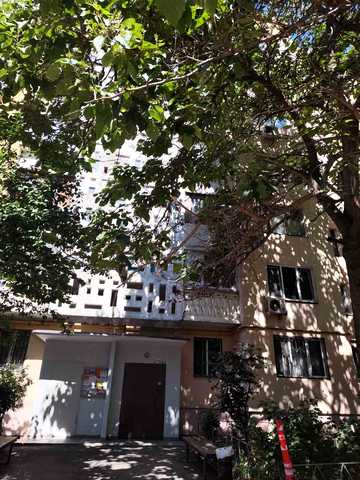 Академіка Корольова вул., 81/6