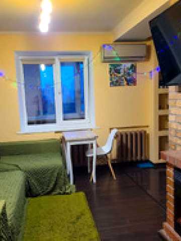 Амвросія Бучми бульв., 6