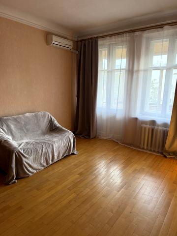 Білоруська вул., 30