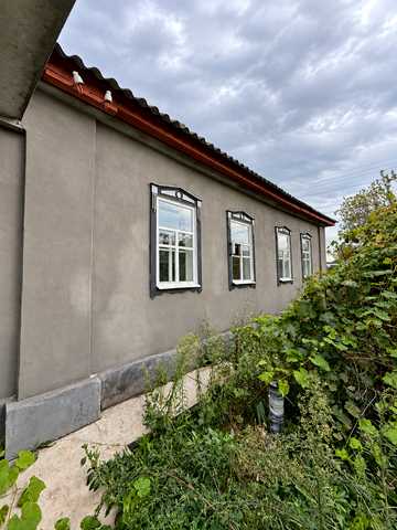 вул. Озерна, 32