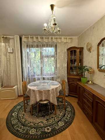 Віктора Френчка вул., 25 к1