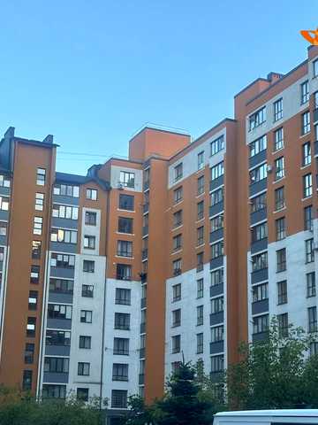 Героїв Миколаєва вул., (Будинок 1)