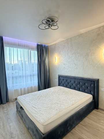 Роксоляни вул., 30