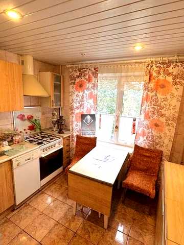 Сорочинська вул. (Новгородська), 18