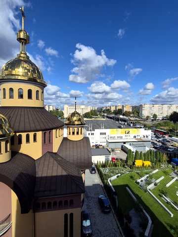 Княгині Ольги вул., 120-Б