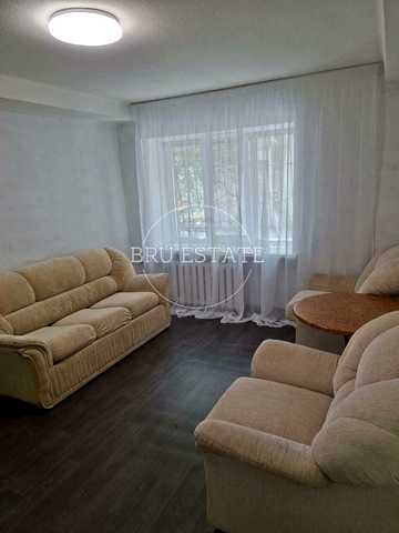 Солом'янська вул., 16