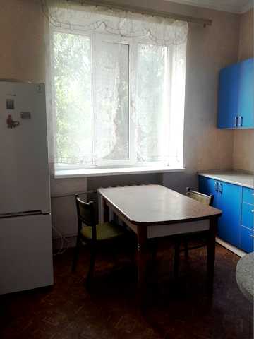 Богдана Хмельницького просп. (Героїв Сталінграда), 127