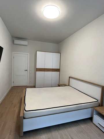Карантинна вул., 22
