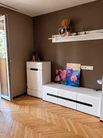 Лесі Українки бульв., 7