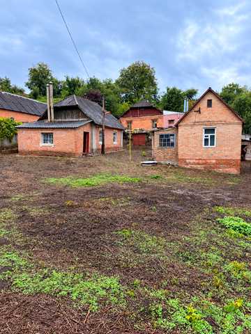 Партизанський Спуск, 12