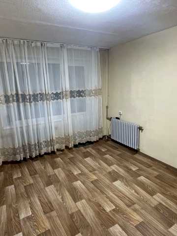 Олександра Поля вул., 20
