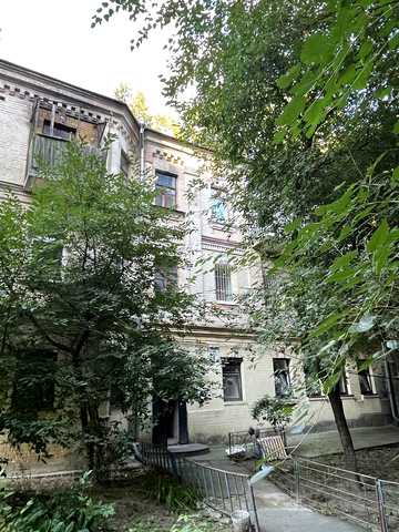 Басейна вул., 19-Б