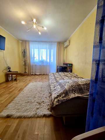 Братів Горобців вул. (Дмитра Кедріна), 47