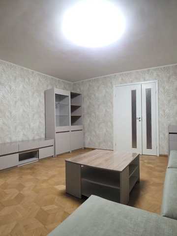 Леоніда Первомайського вул., 5-А