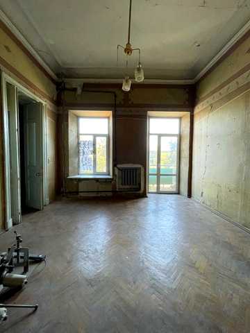 Пастера вул., 22