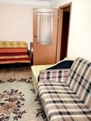 Степана Бандери вул., 18