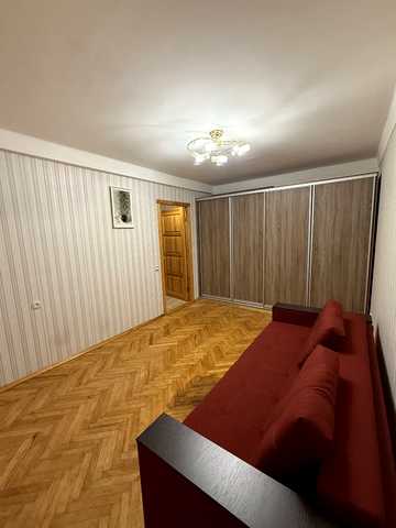 Андрія Малишка вул., 17