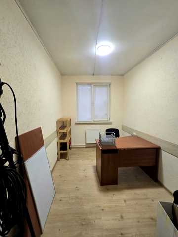 Пластова вул. (Силікатна), 5