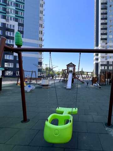 Варненська вул., 29
