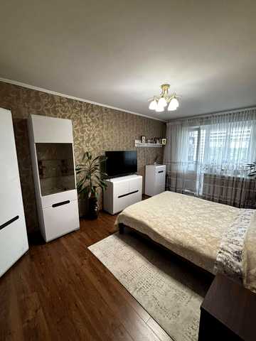 Незалежності пров., 5