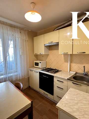 Коробова вул., 8