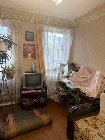 Богдана Хмельницького вул., 94