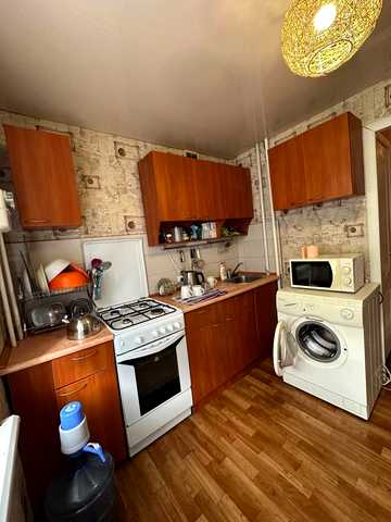 Петра Сагайдачного вул., 5