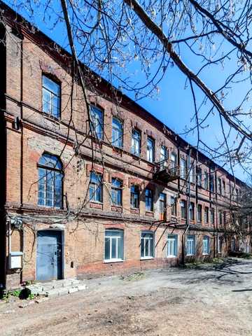 Кооперативна вул., 22