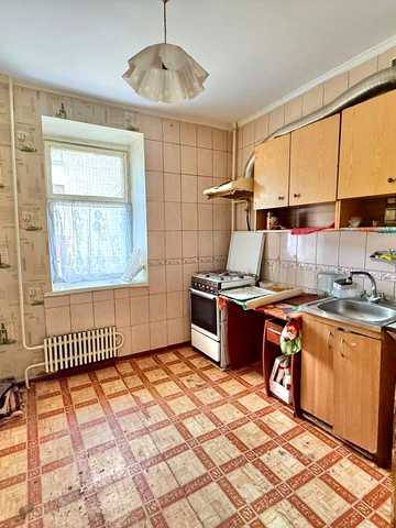 Нижньохолодногірська вул., 8