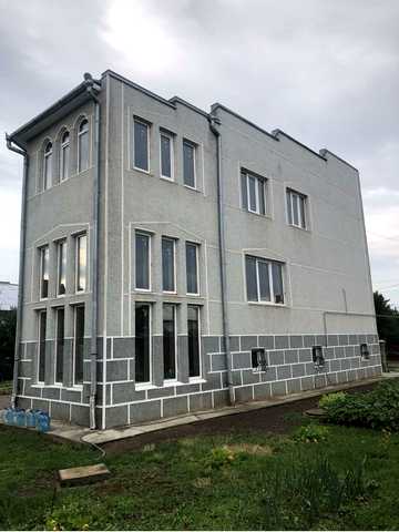 Курінного Скуби вул., 14