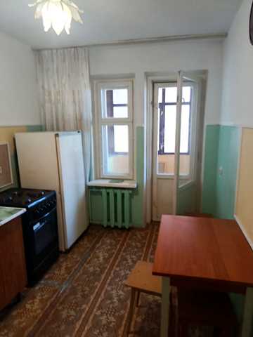 6-та Слобідська вул., 48