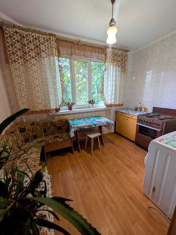 Саперна вул., 20