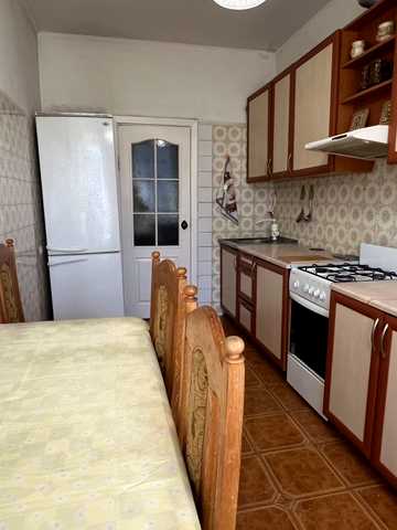 Лесі Українки бульв., 5-А