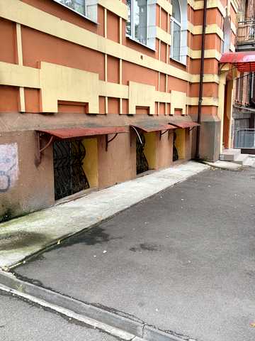 Куликівський узвіз (Революції), 7