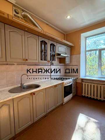 Берестейський просп. (Перемоги), 45