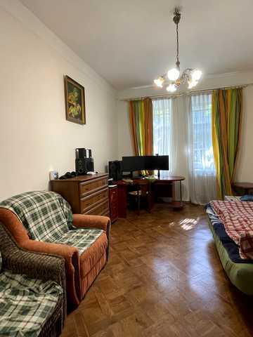 Петра Війтовича вул., 4