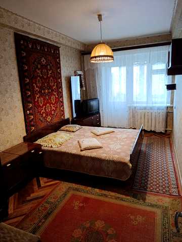 Берестейський просп. (Перемоги), 70