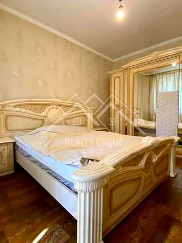 Олексія Різниченка вул. (Співдружності), 43