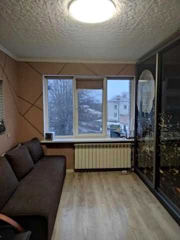 Медової Печери вул. (), 67