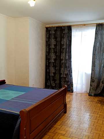 Світлий пров., 8