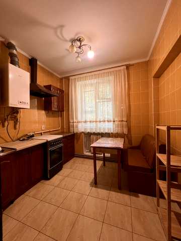 Героїв Нацгвардії вул. (Некрасова), 9