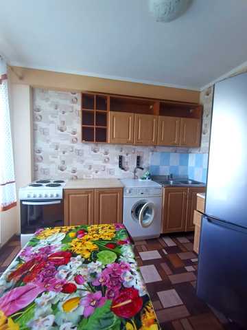 Грушевського вул., 7