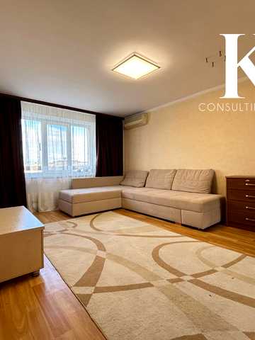 Коробова вул., 8