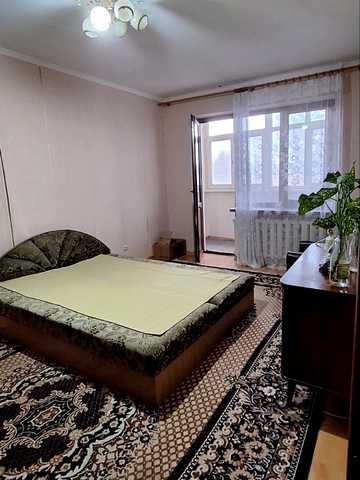 Варненська вул., 23