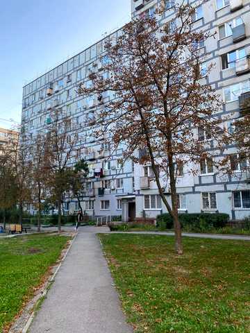 Коробова вул., 9