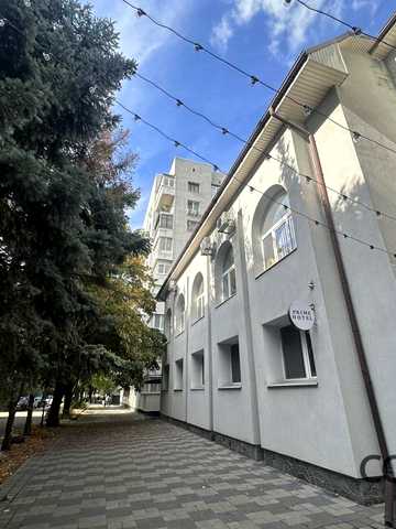 Івана Акінфієва вул. (Фучика), 1