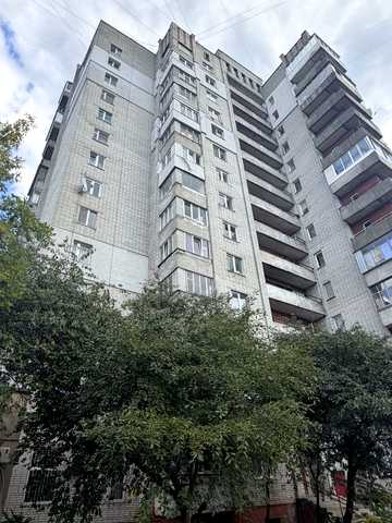 Пасічна вул., 81