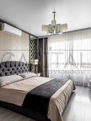 Голосіївський просп. (40-річчя Жовтня), 60