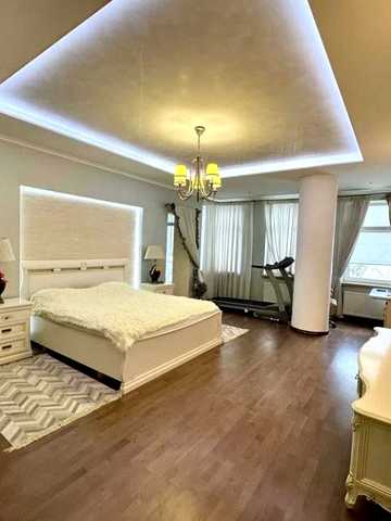 Чернишевська вул., 50