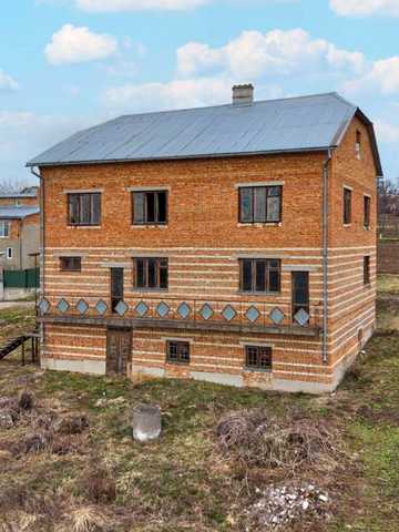 Нова вул., 9